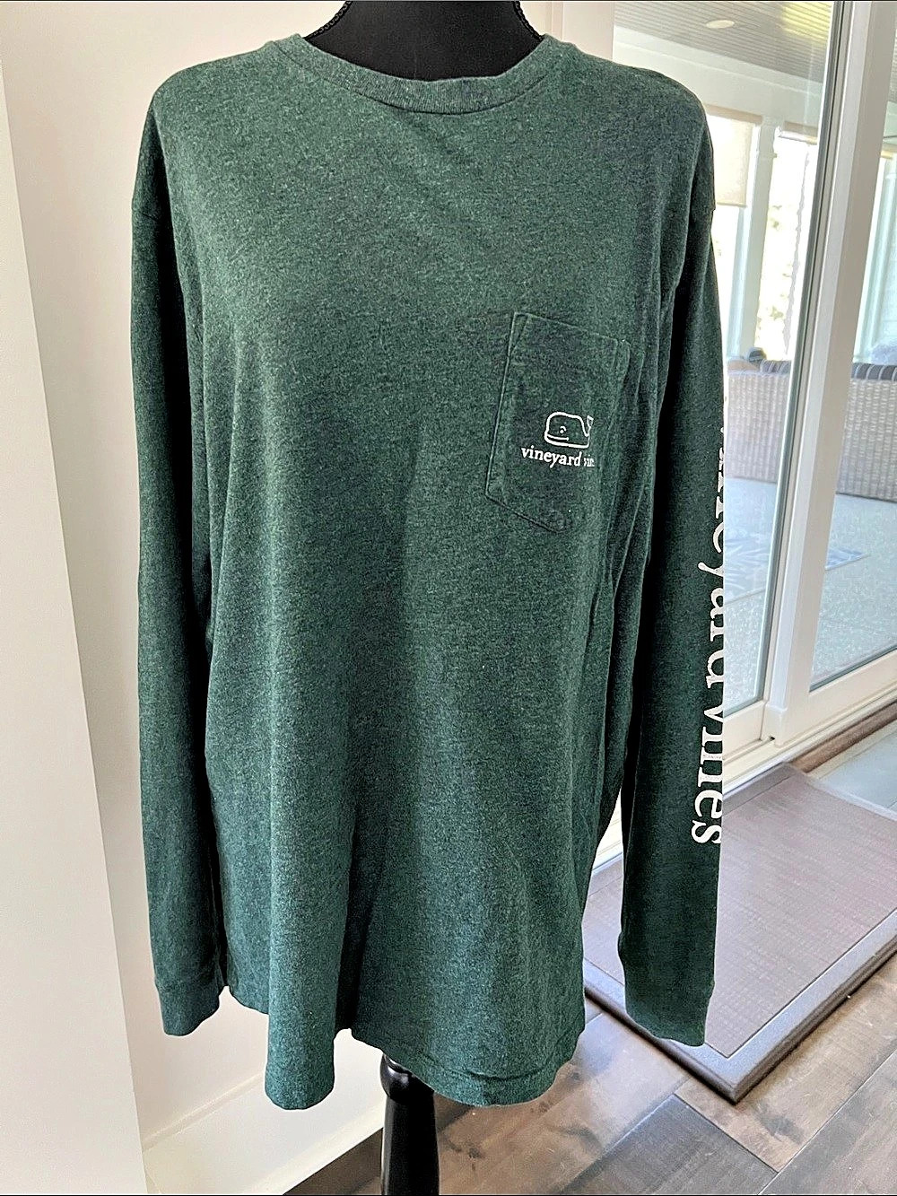 vineyard vines Long-Sleeve Vintage Whale Pocket Tee Green Large